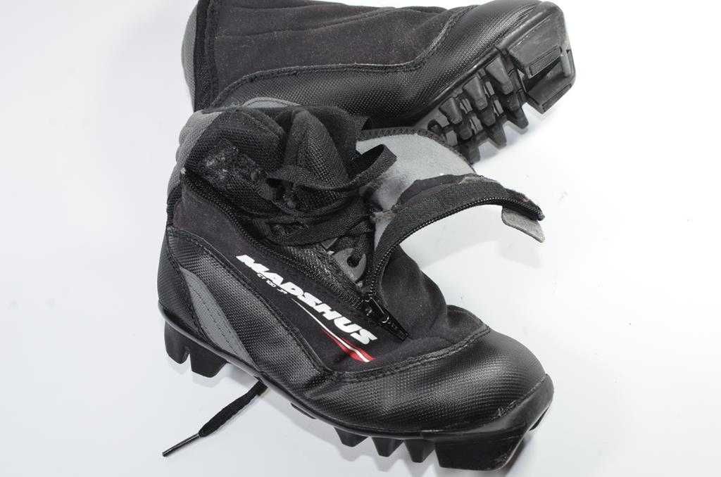 Buty narciarstwo biegówki dziecięce MADSHUS CT 100 jr 28 10,5 wk 18 cm