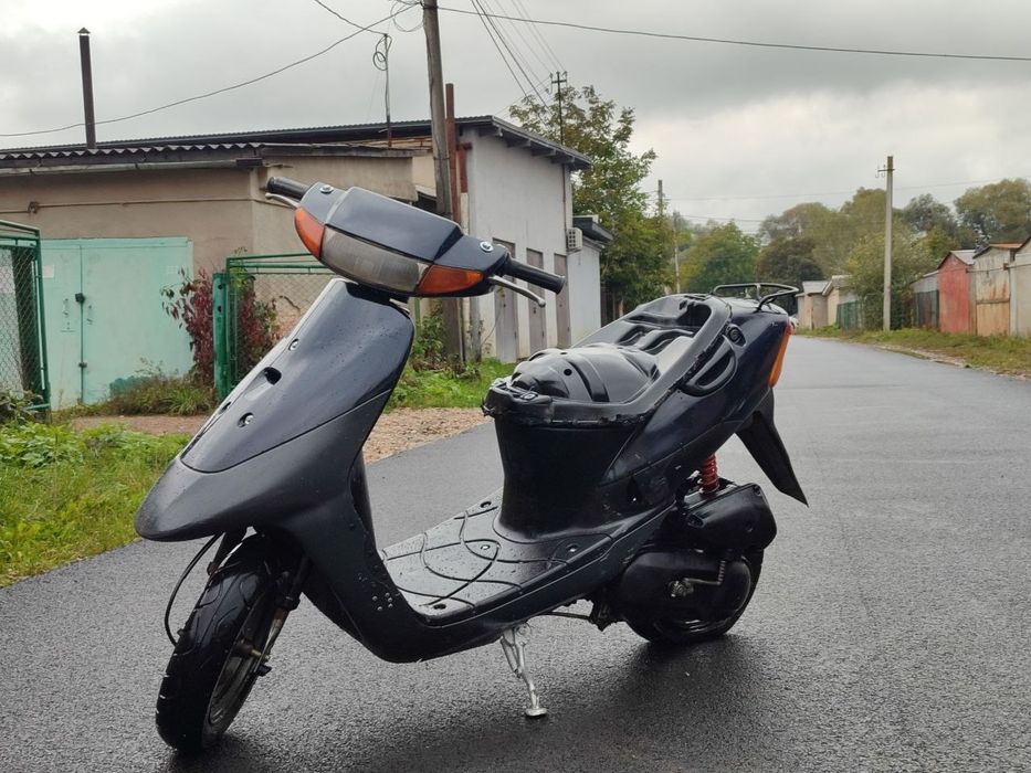 Продам скутер Сузукі Летс 2 олд (бабочка) (Suzuki Lets 2 Old)