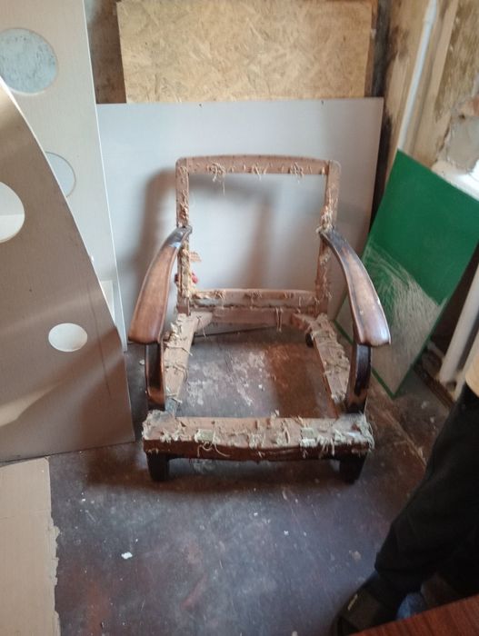 Продам, каркас от кресла из красного дерева