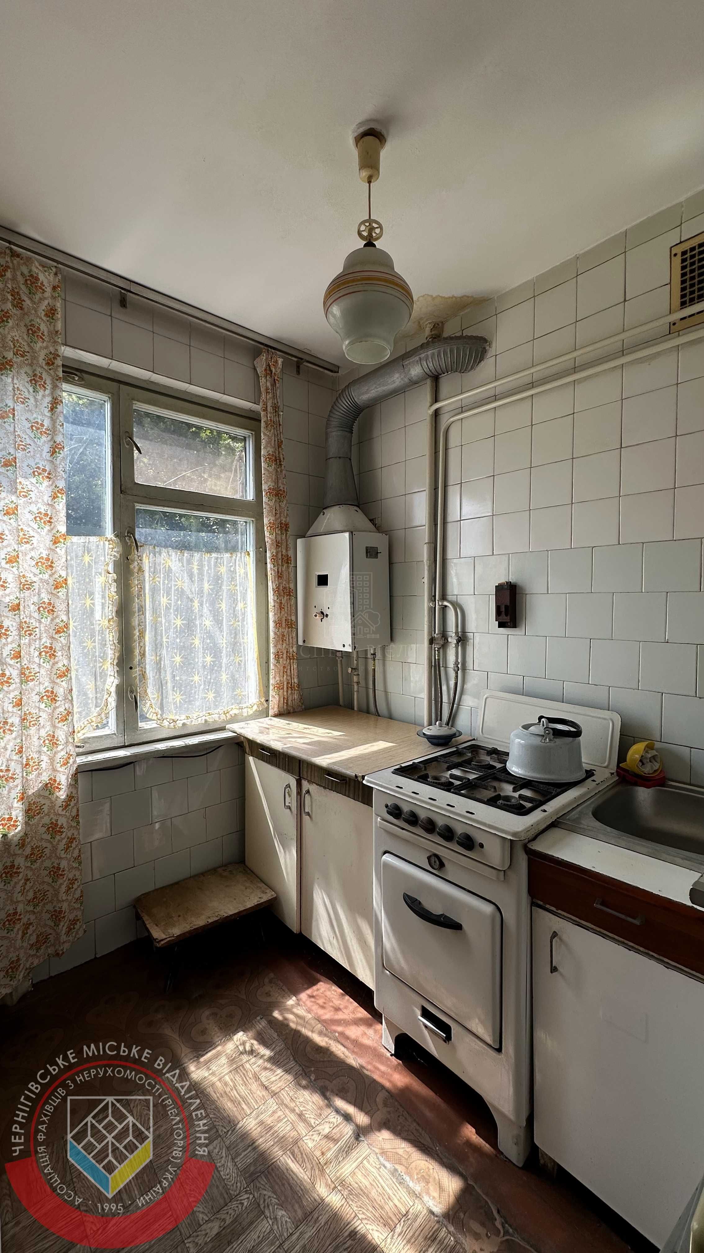 RLT K01 Продам 3 кімнатну квартиру, 491$ за м2, по вул. Тероборони