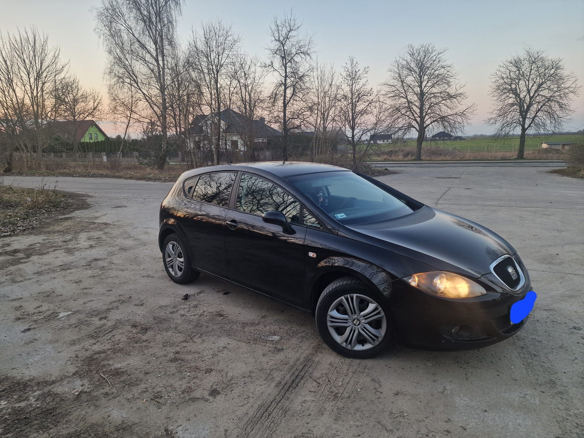 Seat Leon 2.0 TDI klima sprawna 2 kpl felg