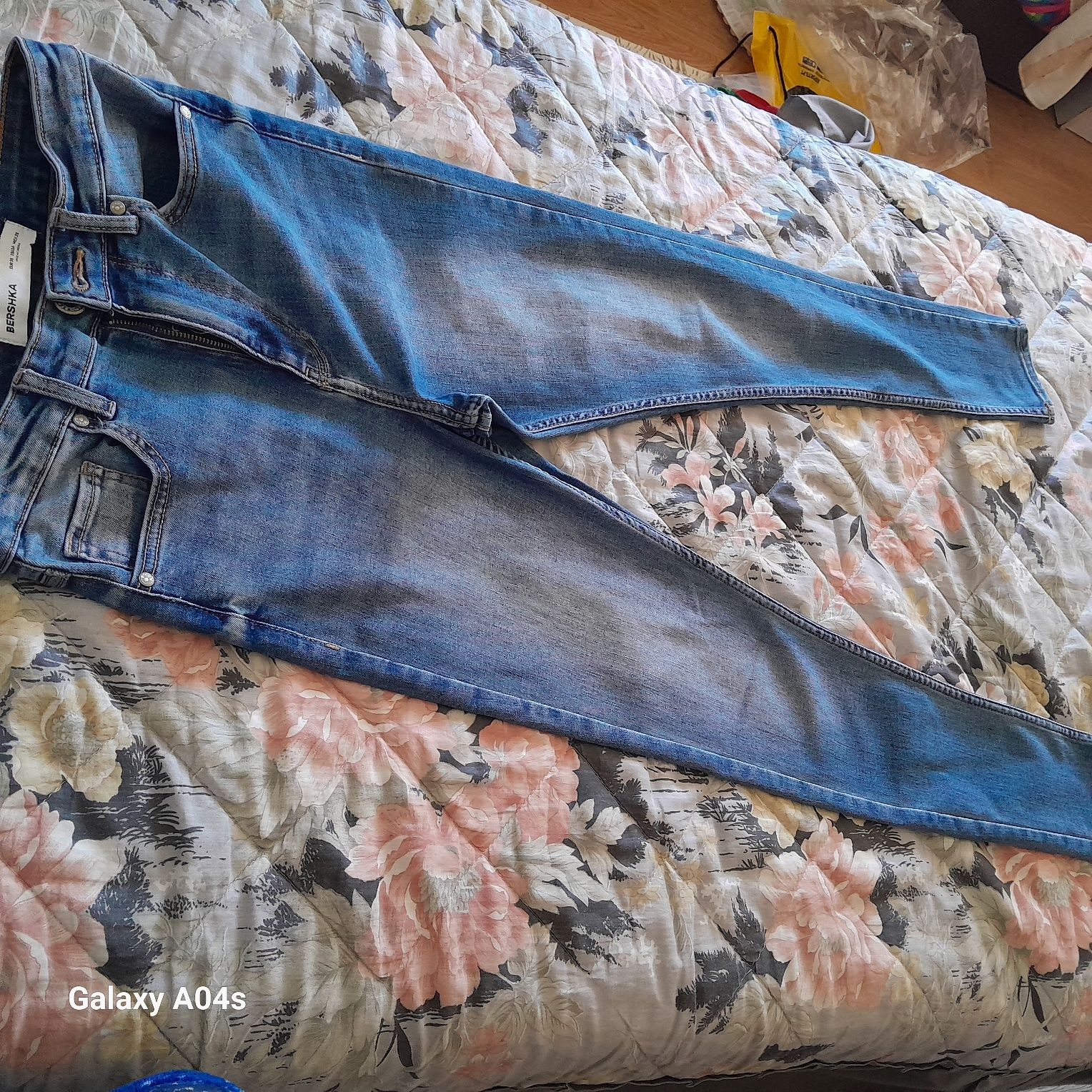 Calças de ganga Marca Bershka