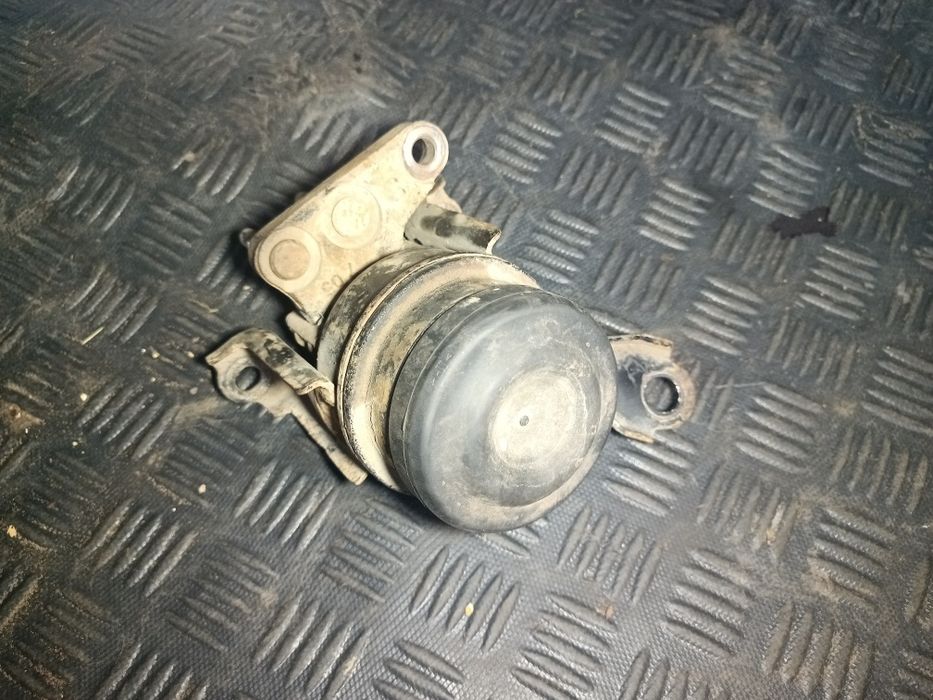 Подушка двигуна TOYOTA дизель