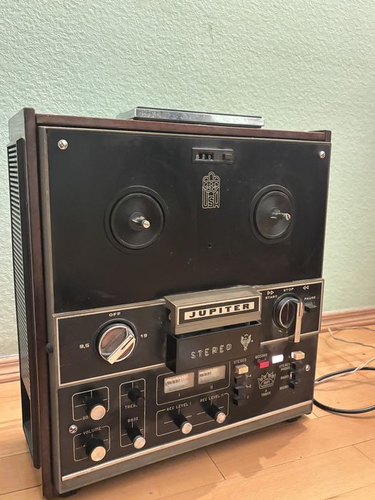Бабінний магнітофон Юпітер-203- стеріо + бабіни