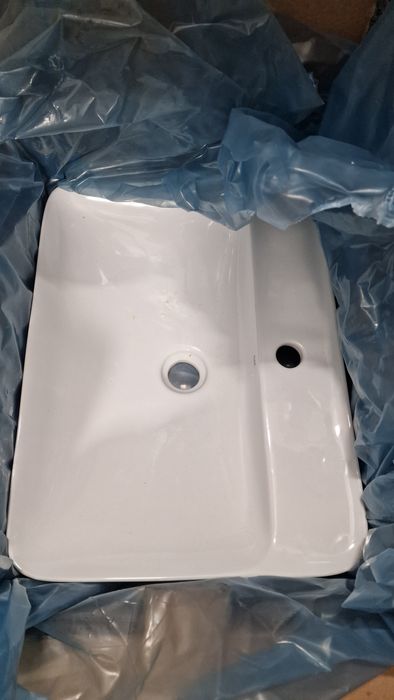 Umywalka łazienkowa RAK Variant 55x42 cm