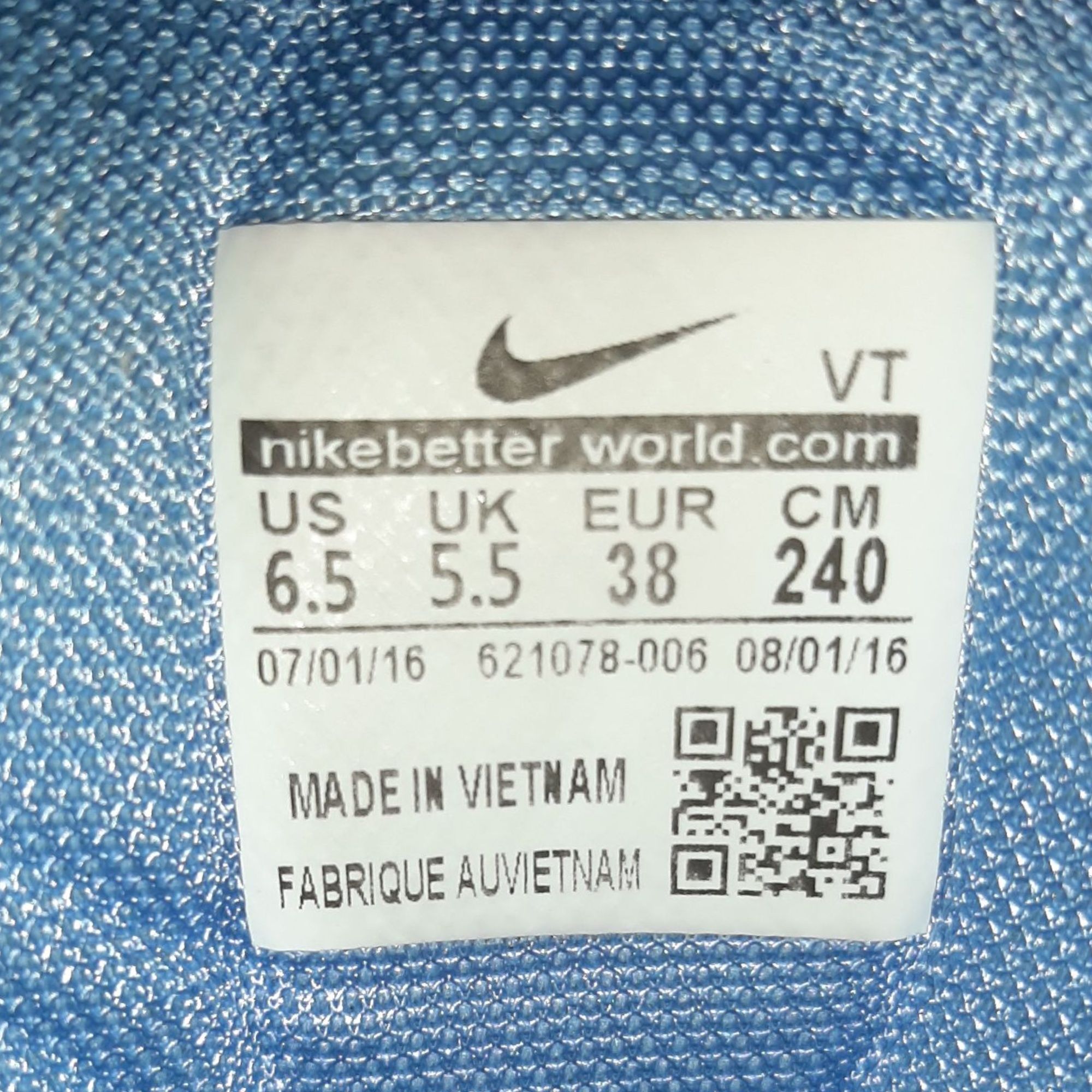 Кросівки Nike для хлопчика 38 р.