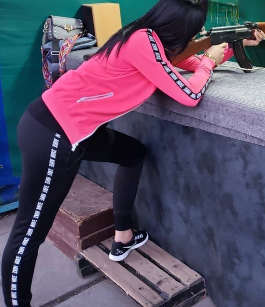 Оригинал,костюм спортивный Nike ,XS