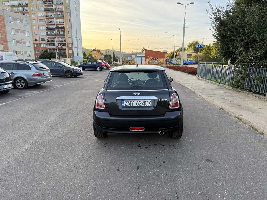 Mini Cooper R56 1.6 Benzyna 120KM – 2008r – Pakiet CHILI  Xenon