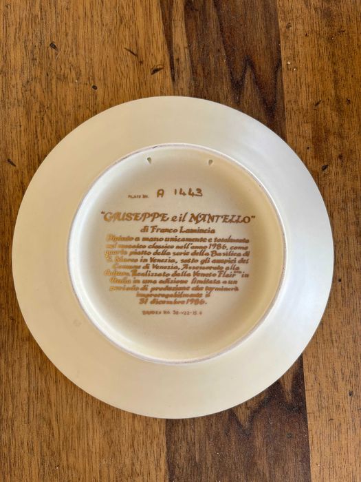 Pratos de coleção de Franco Lamincia - assinado pelo autor , 1986