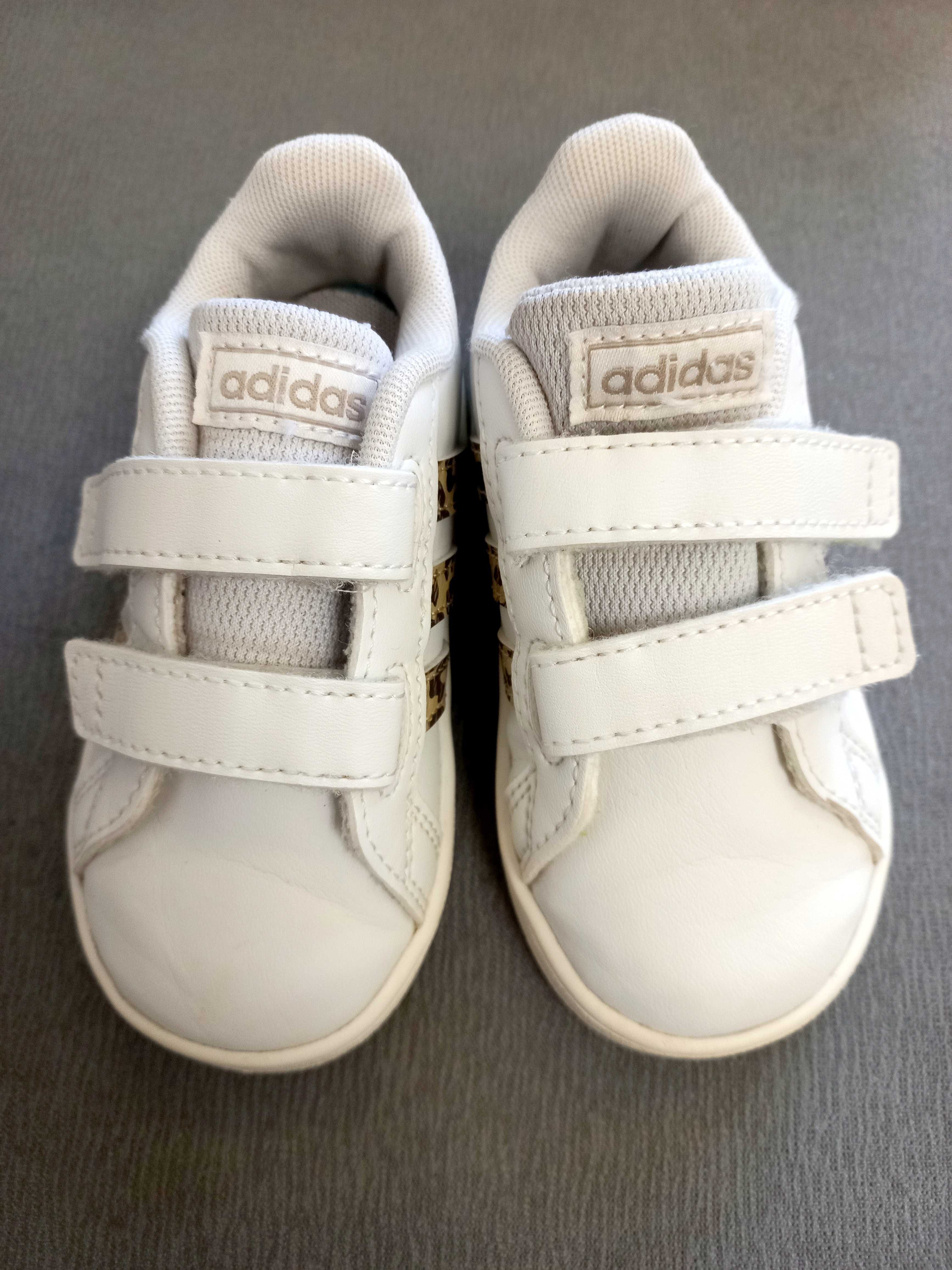 Buty buciki adidas dziecięce rozm. 22 Grant court