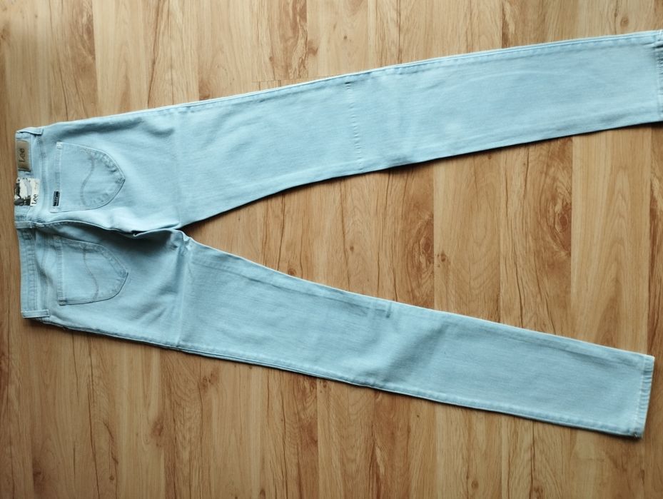 Jeansy skinny damskie