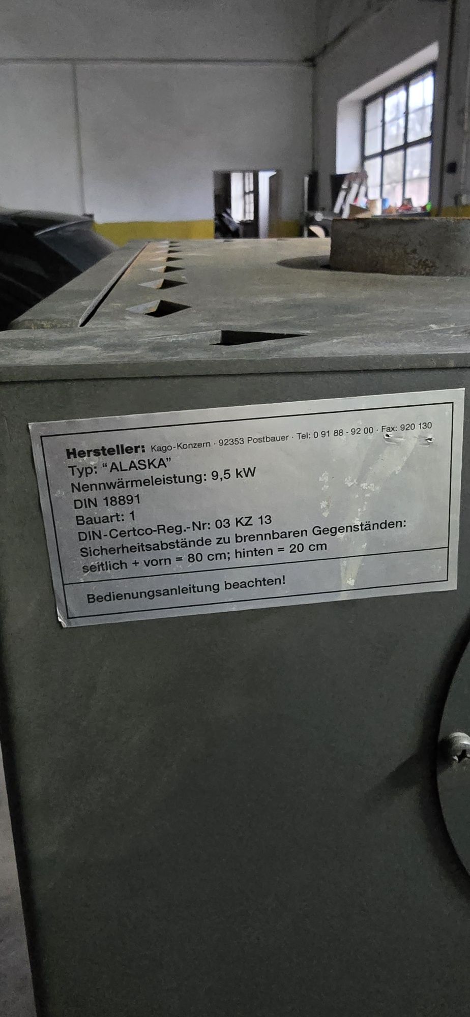 Koza, kominek wolnostojący Kago Alaska 9 5kW.Potęźny