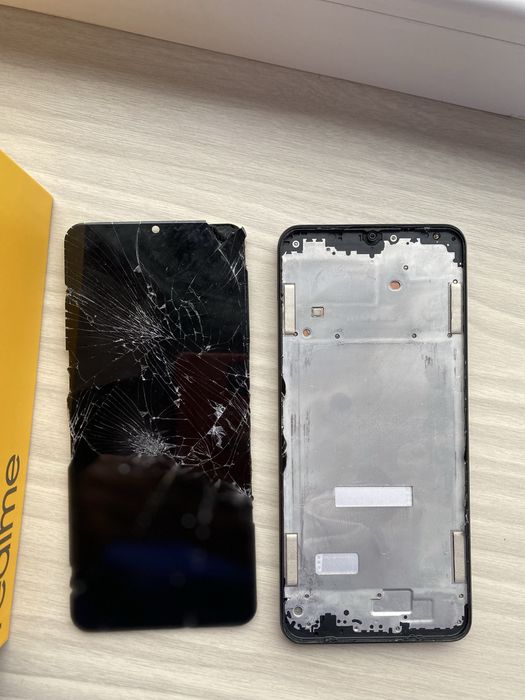 Телефон на запчастини