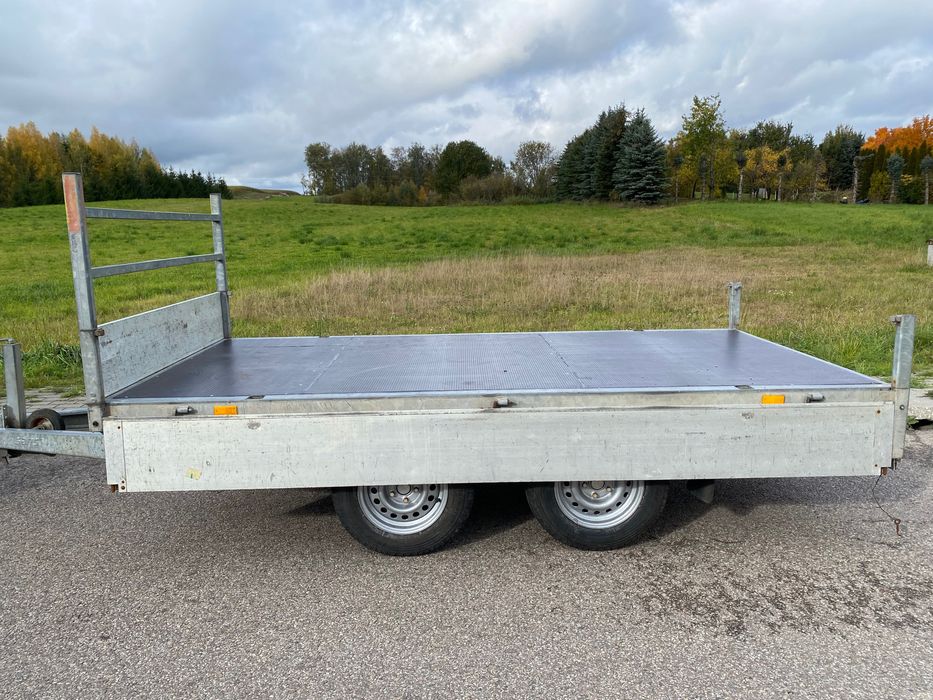 Przyczepka samochodowa Saris, stan idealny