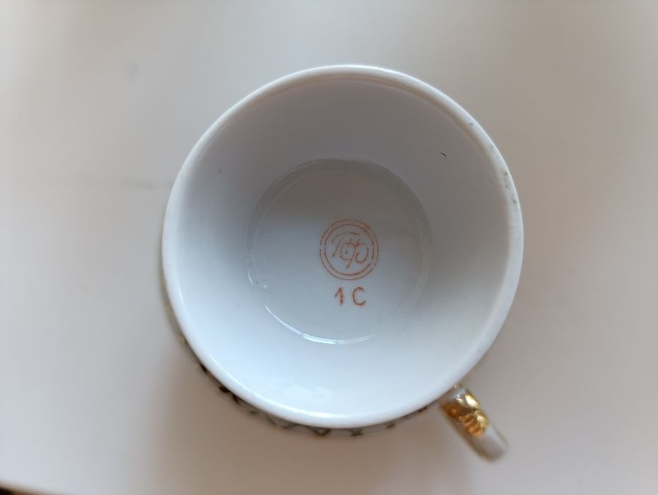 Порцеляновий (фарфоровий) чайний сервіз на 6 осіб