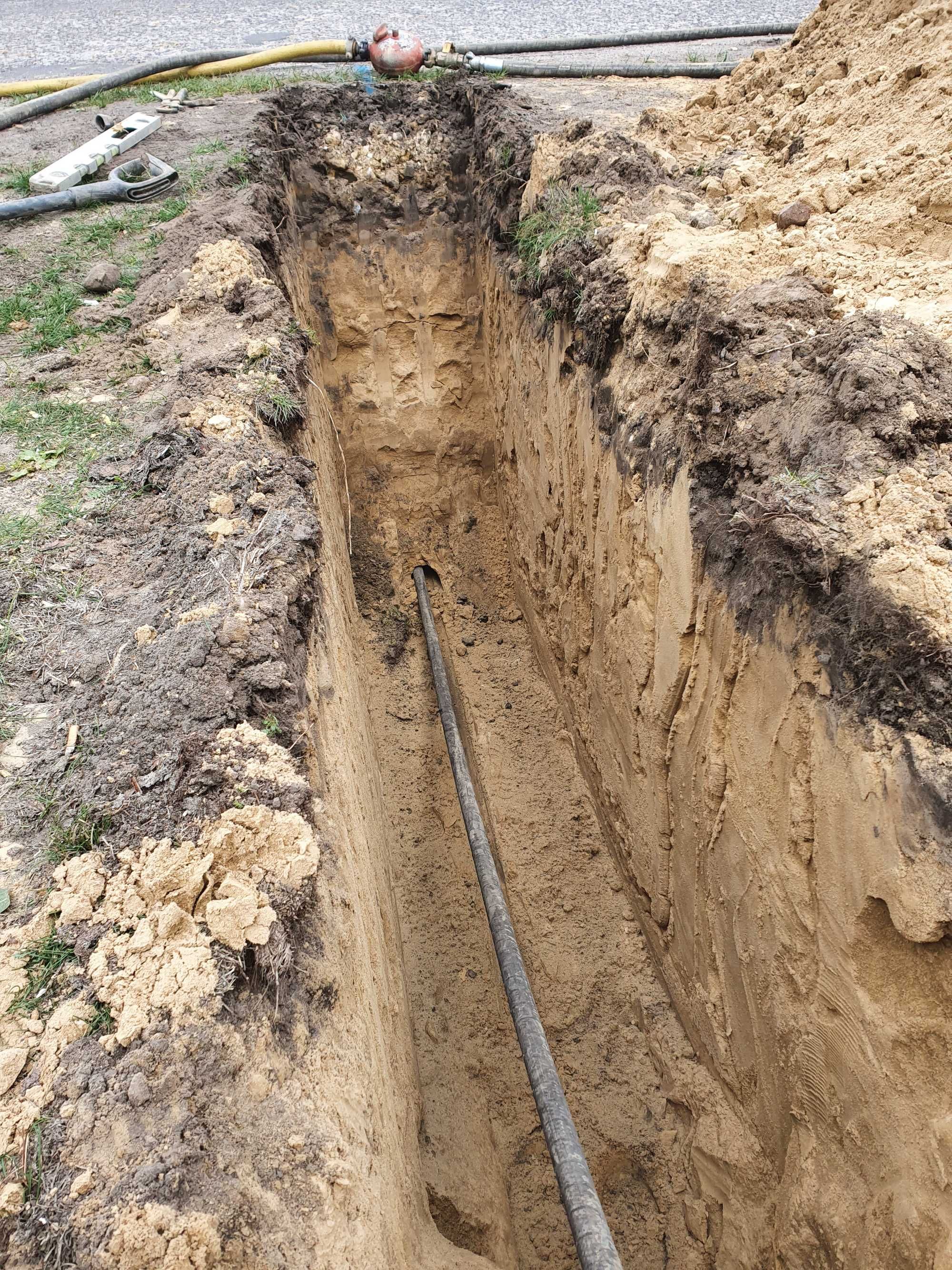 Przecisk pod drogą, przebicie, kret, technologia bezwykopowa