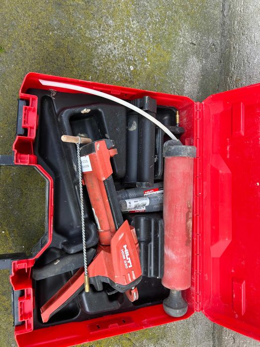 Pistolet do żywicy Hilti HDM 330