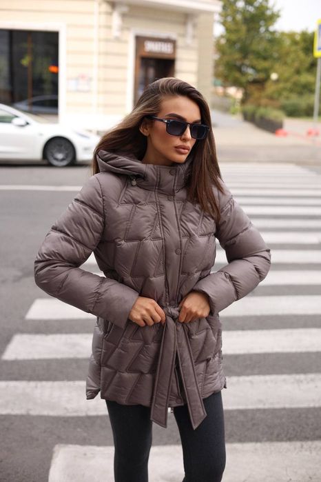 Жіноча стьобана куртка осінь- єврозима 50 Розмір