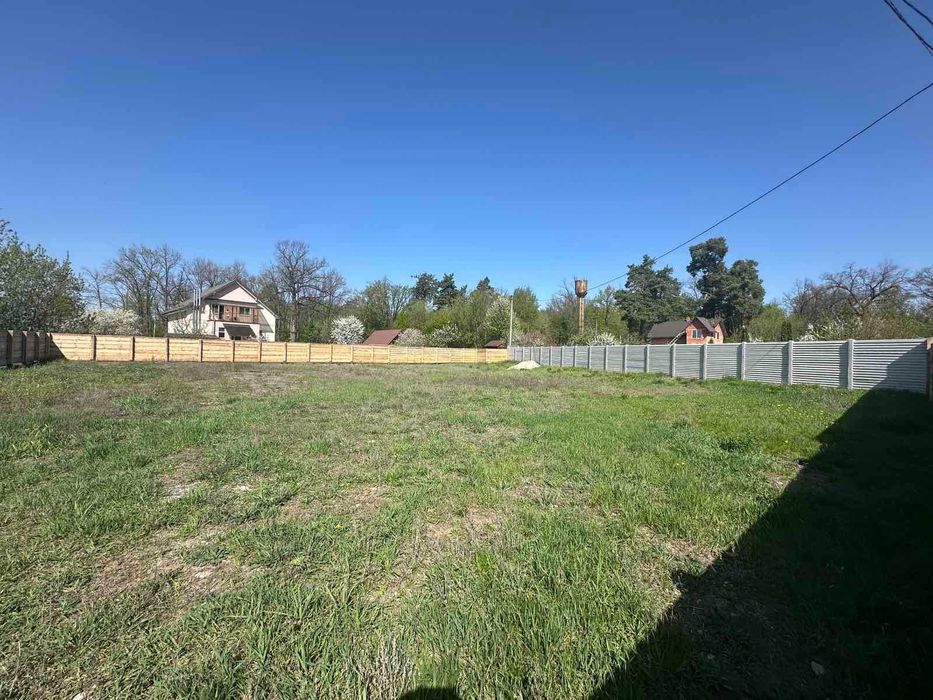 Продам земельну ділянку 10 сот в смт Ворзель, вул. Мічуріна!