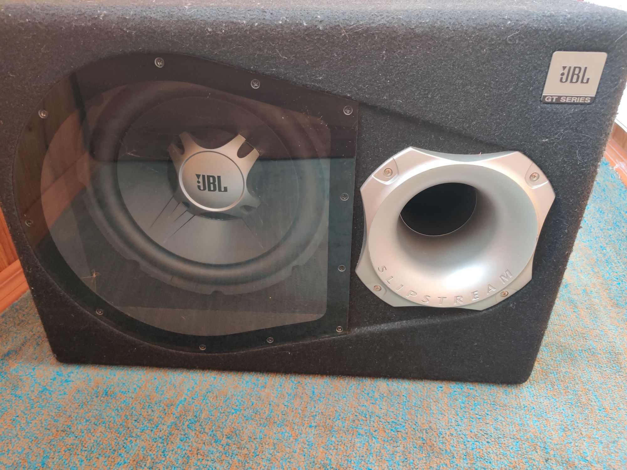 Сабвуфер JBL gt5 1204bp