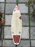 Prancha de surf 5’3 costumizada por Florido Duarte