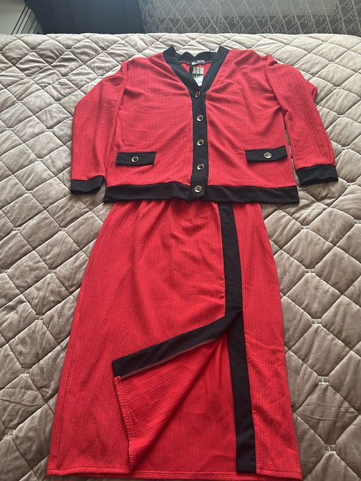 Костюм жіночий