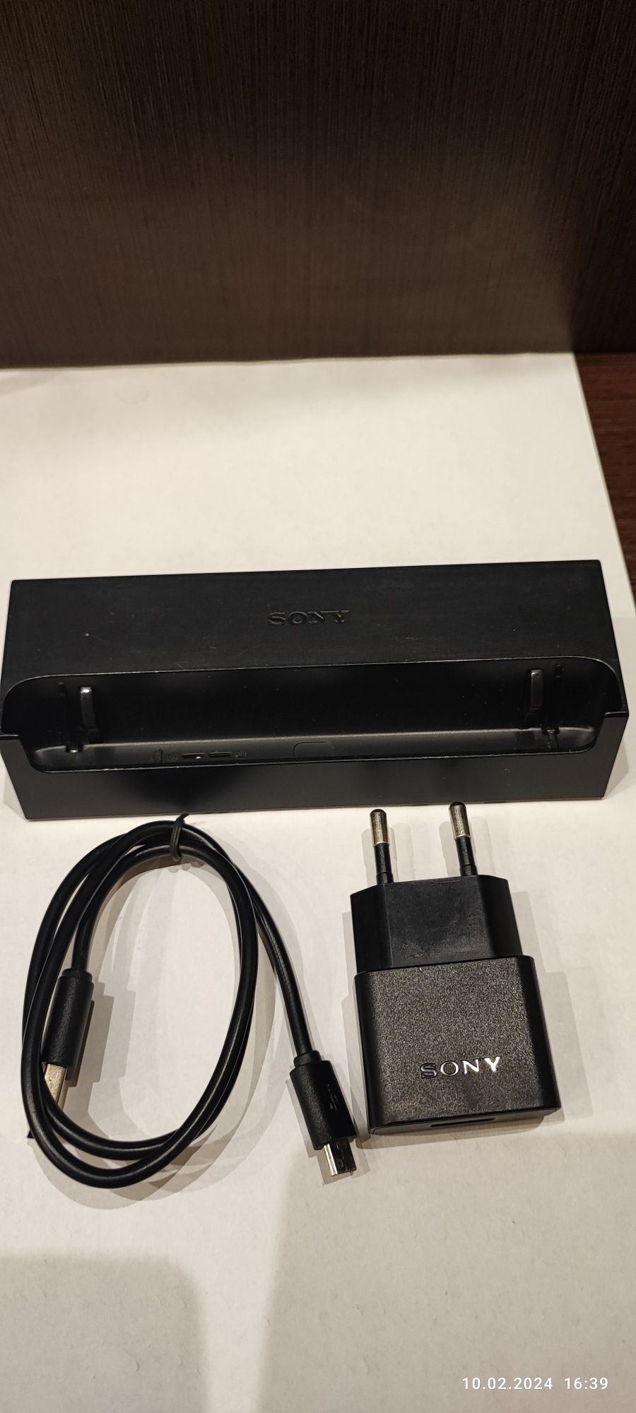 Док-станция для Sony Xperia ZR C5502, C5503, SO-04E