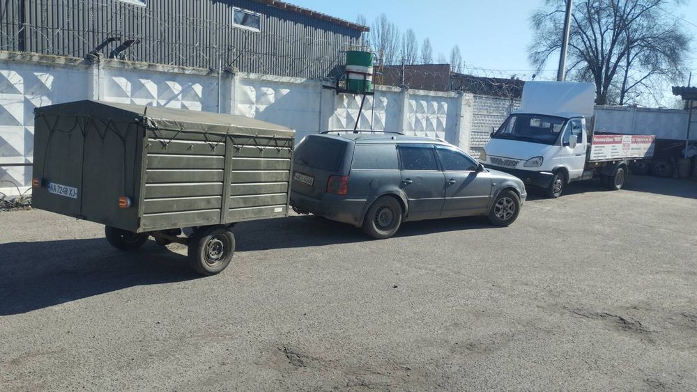 Продам автомобільний причеп