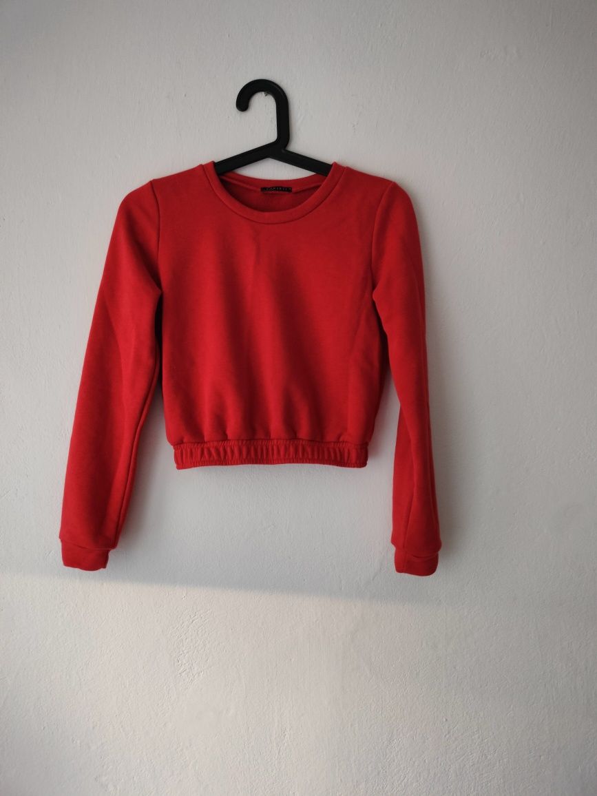 Krótka bluza red czerwona XS butik forseti