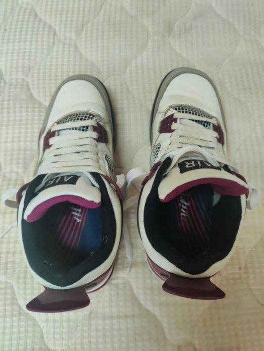 Nike Air Jordan 4 Retro tam 43 em excelente estado