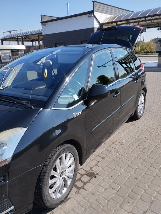 Авто має страховку