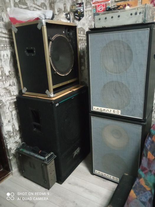 Гітарист, клавішник, скрипаль, духовик, ударні