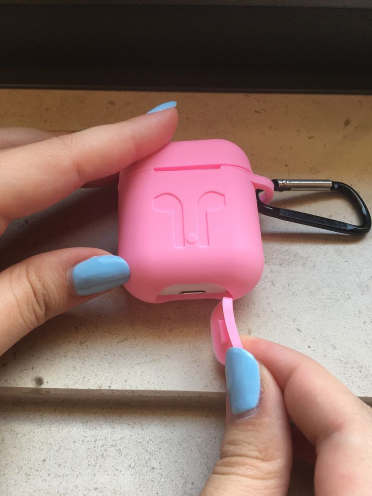 Capa de silicone para Apple Air-pods rosa com gancho