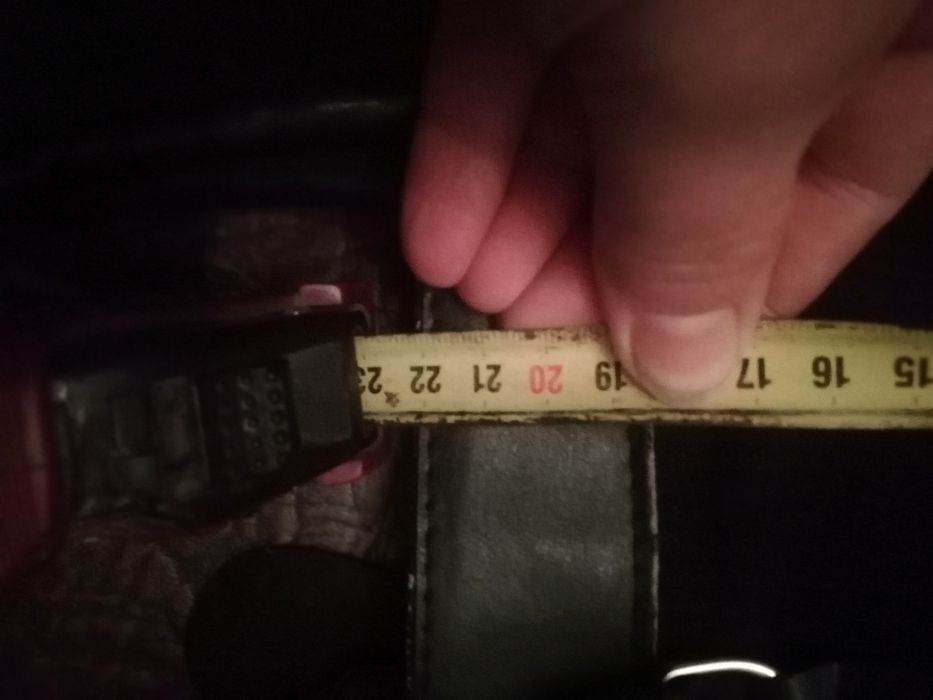 Чорна маленька сумочка