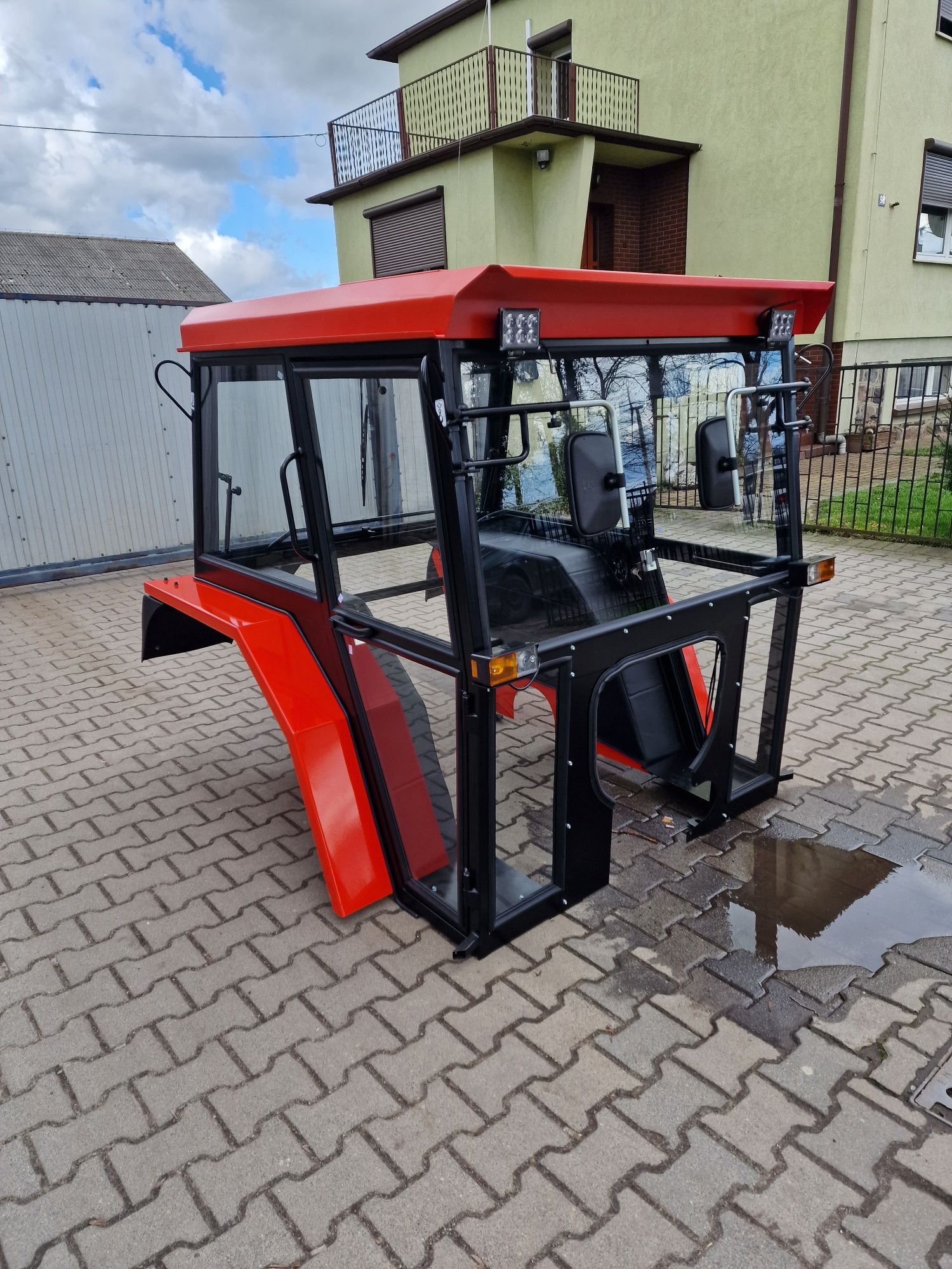 Kabina C360 C-360 Kabina ciągnikowa C 360