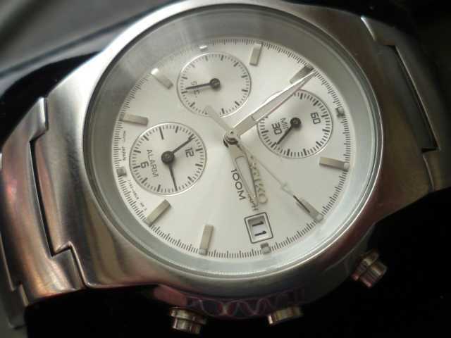 Seiko chronograph 100M