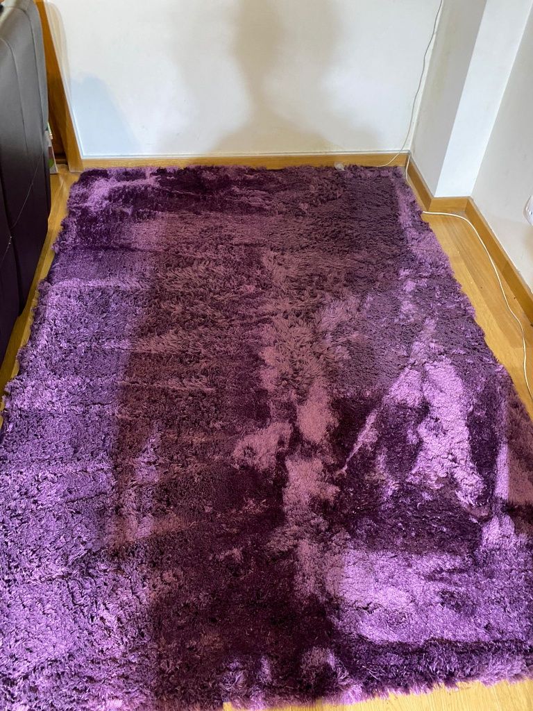 Tapete igual a novo 230cm X 160cm