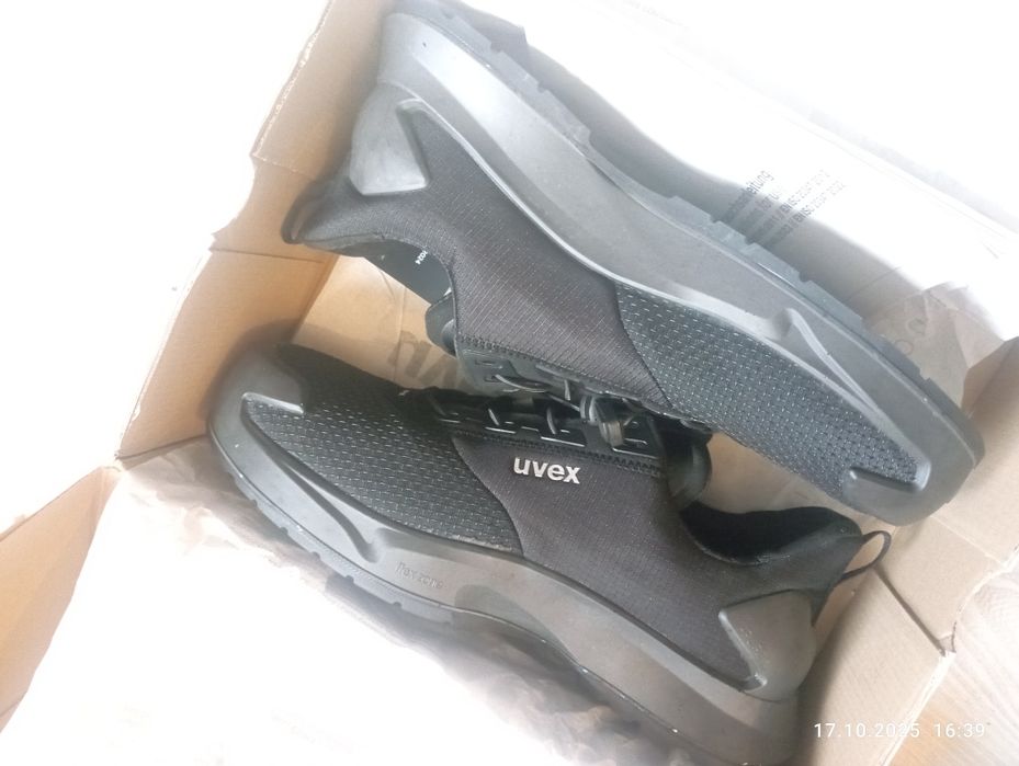 buty Uvex Craft rozmiar 43 wkładka 28,7 cm nowe