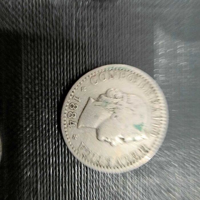 "Elegância do século XIX: coleção exclusiva de moedas suíças antigas".