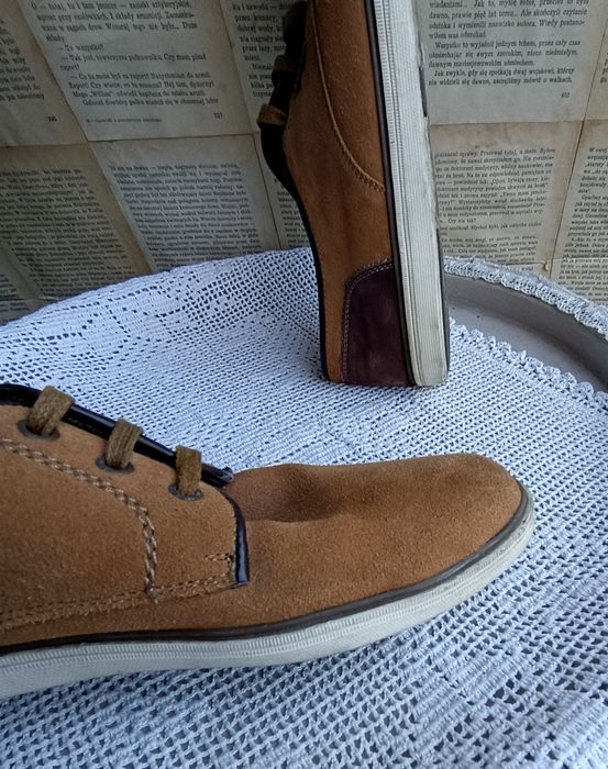 Współczesne Zamszowe półbuty Chukka Sneakers 43 (29 cm)