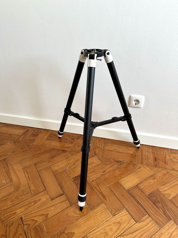 SkyWatcher AZ-GTi GoTo WiFi mount with a tripod