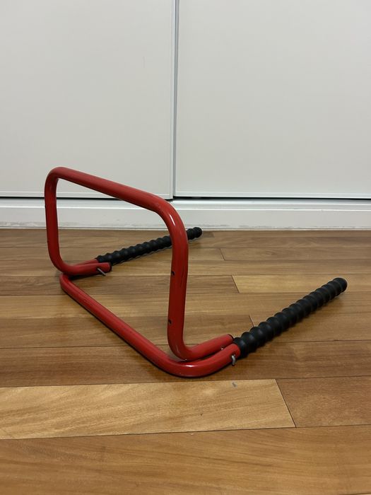 Suporte de bicicleta para fixar na parede
