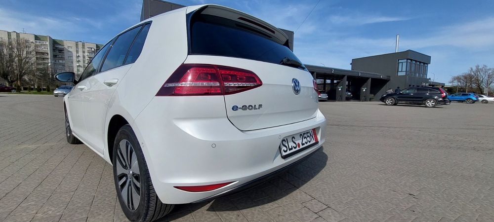 E Golf 2015р 24kw 130 тис км пробігу 150 запас ходу