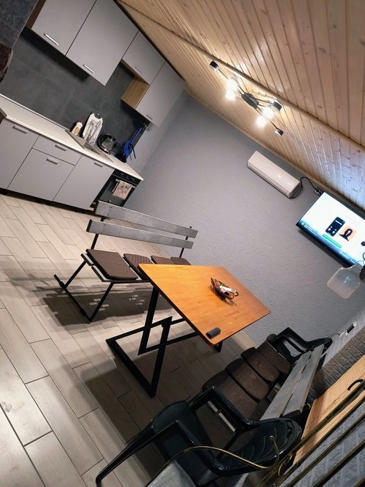 Сауна для невеликих компаній 6-8 чоловік