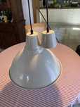 Lampa metalowa beż Ikea Fota