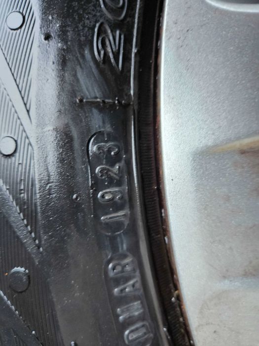 5x110 OPEL 4 x felga 4 x opona 4 x kolpak Komplet Astta J IV
