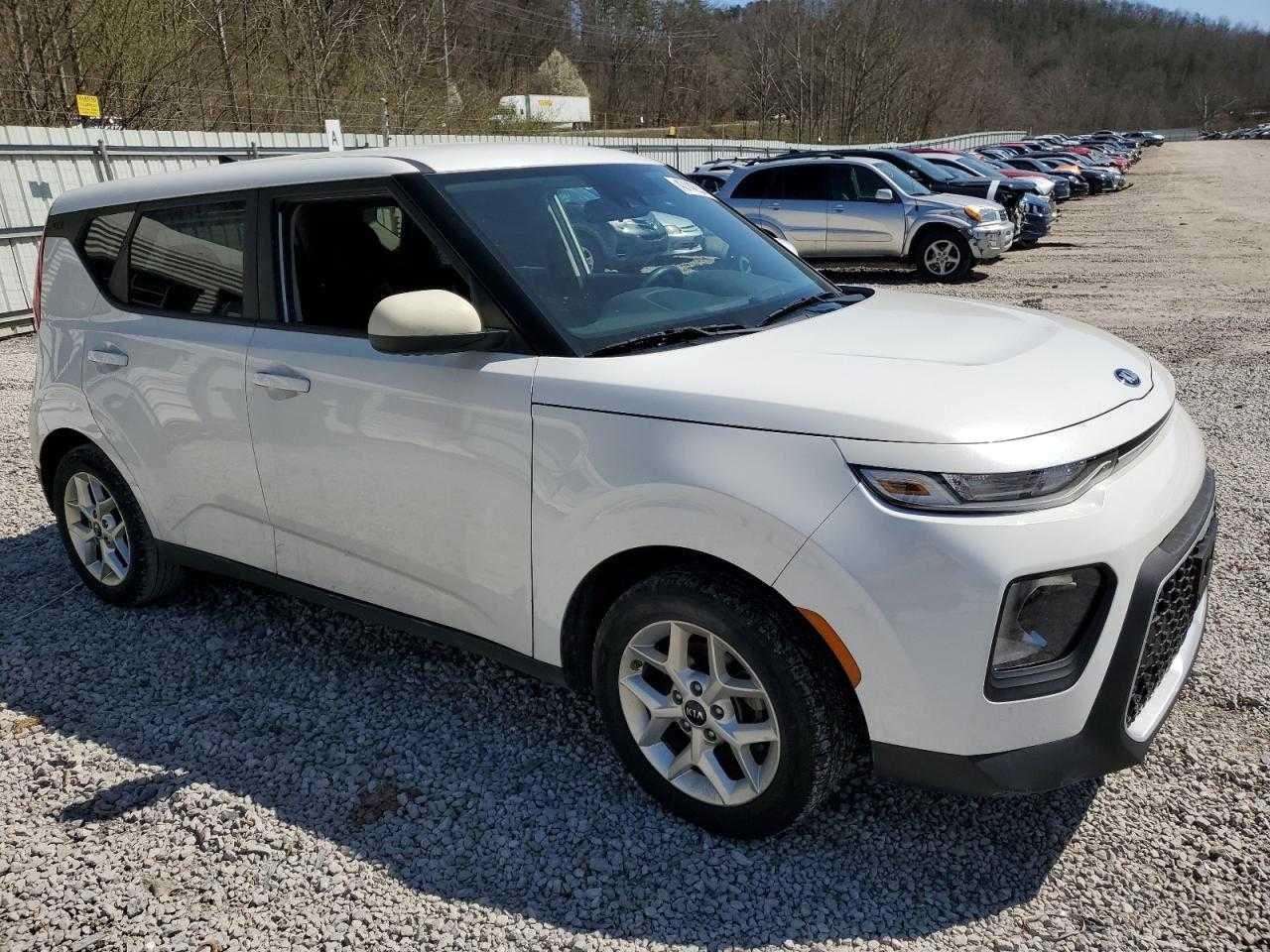 Kia Soul LX 2020