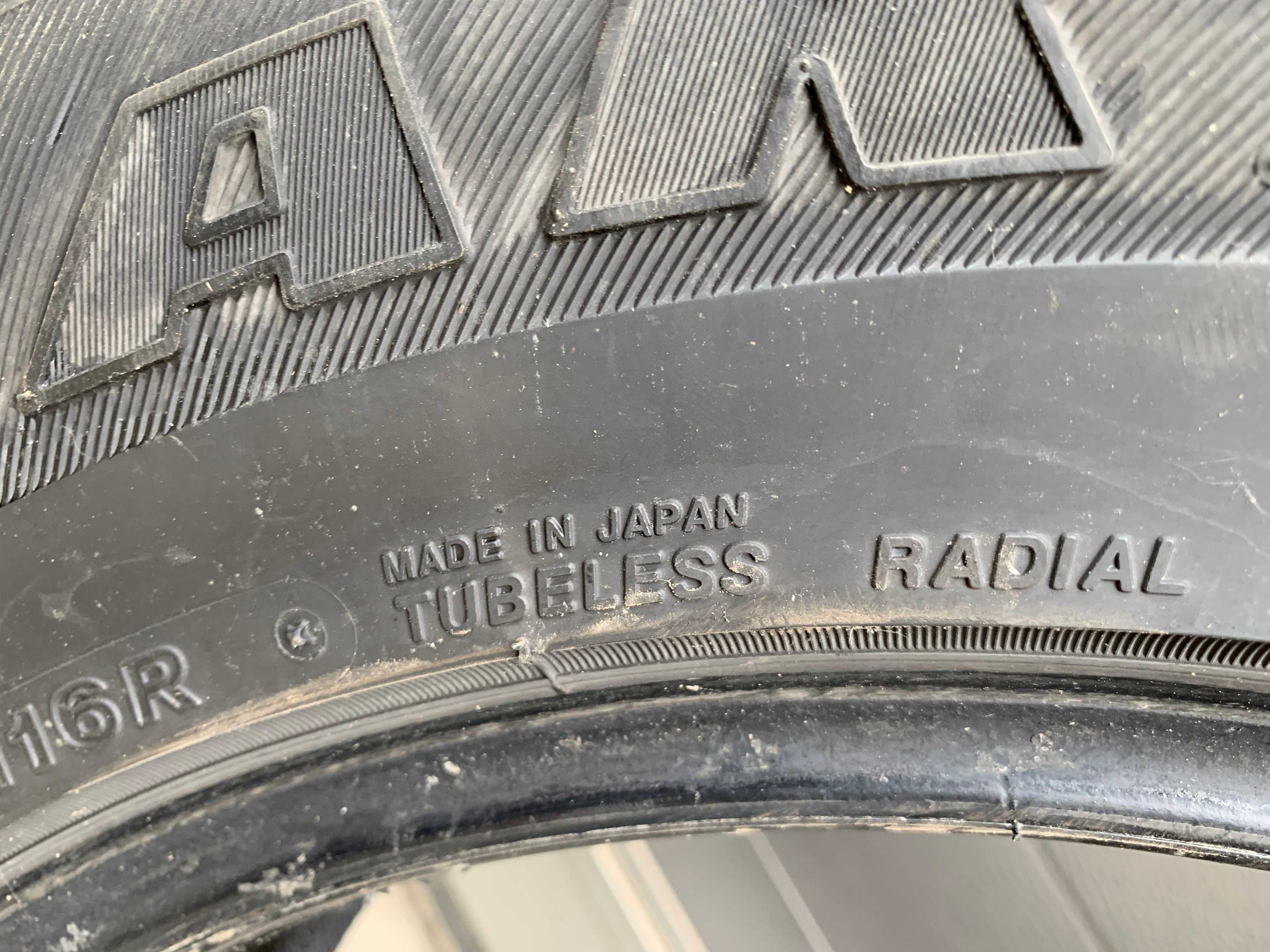 Зимові шини Bridgestone Blizzak 285/60 R18