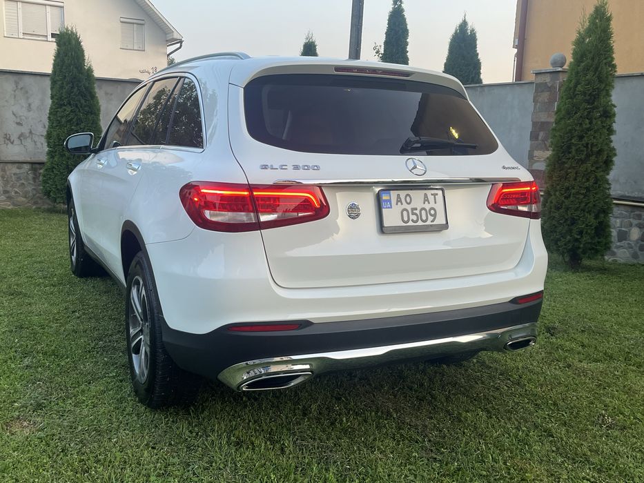 Mercedes-benz glc 2019