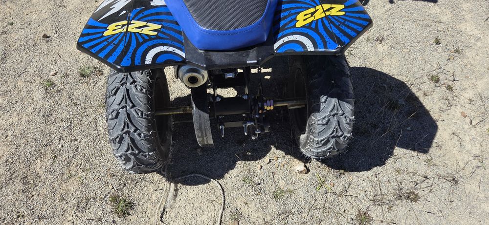 Vendo Moto 4 criança